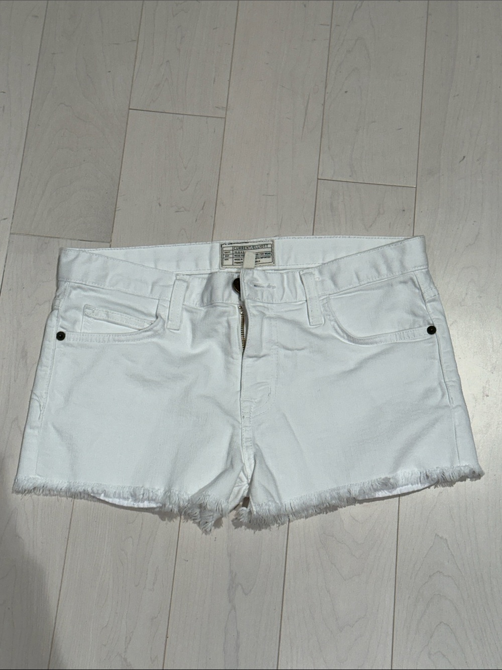 Current/Elliott White Frayed Hem Denim Cutoff Shorts - size 24